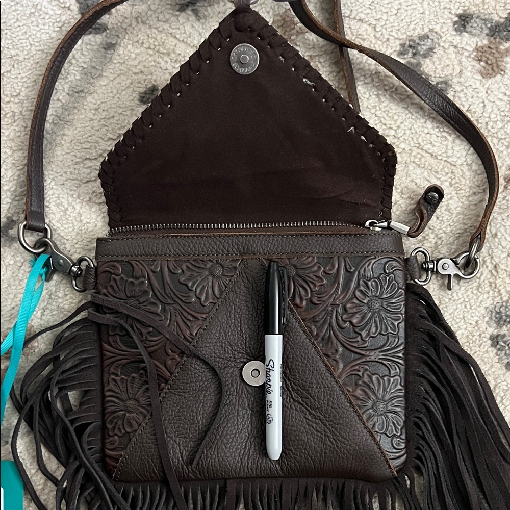 Montana West  Crossbody Bag - Picture 2 of 4